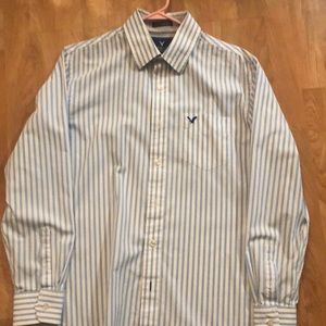 American eagle men’s button-down